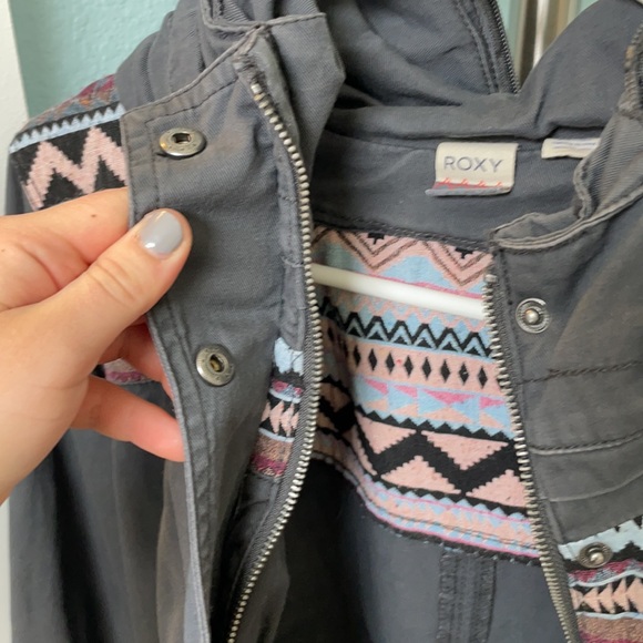 jacket - Picture 3 of 4